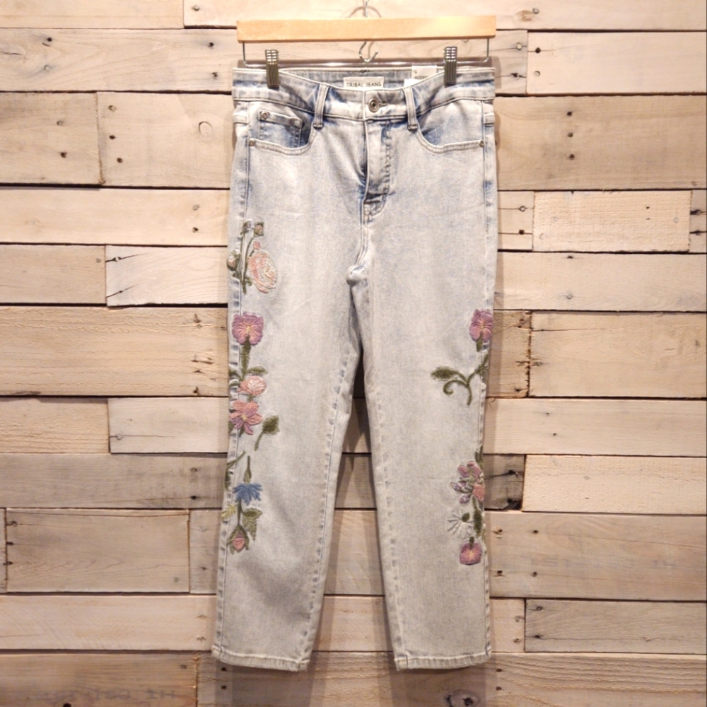 TRIBAL/AUDREY.SLIM.CAPRI.JEANS